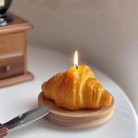 Nến thơm bánh sừng bò